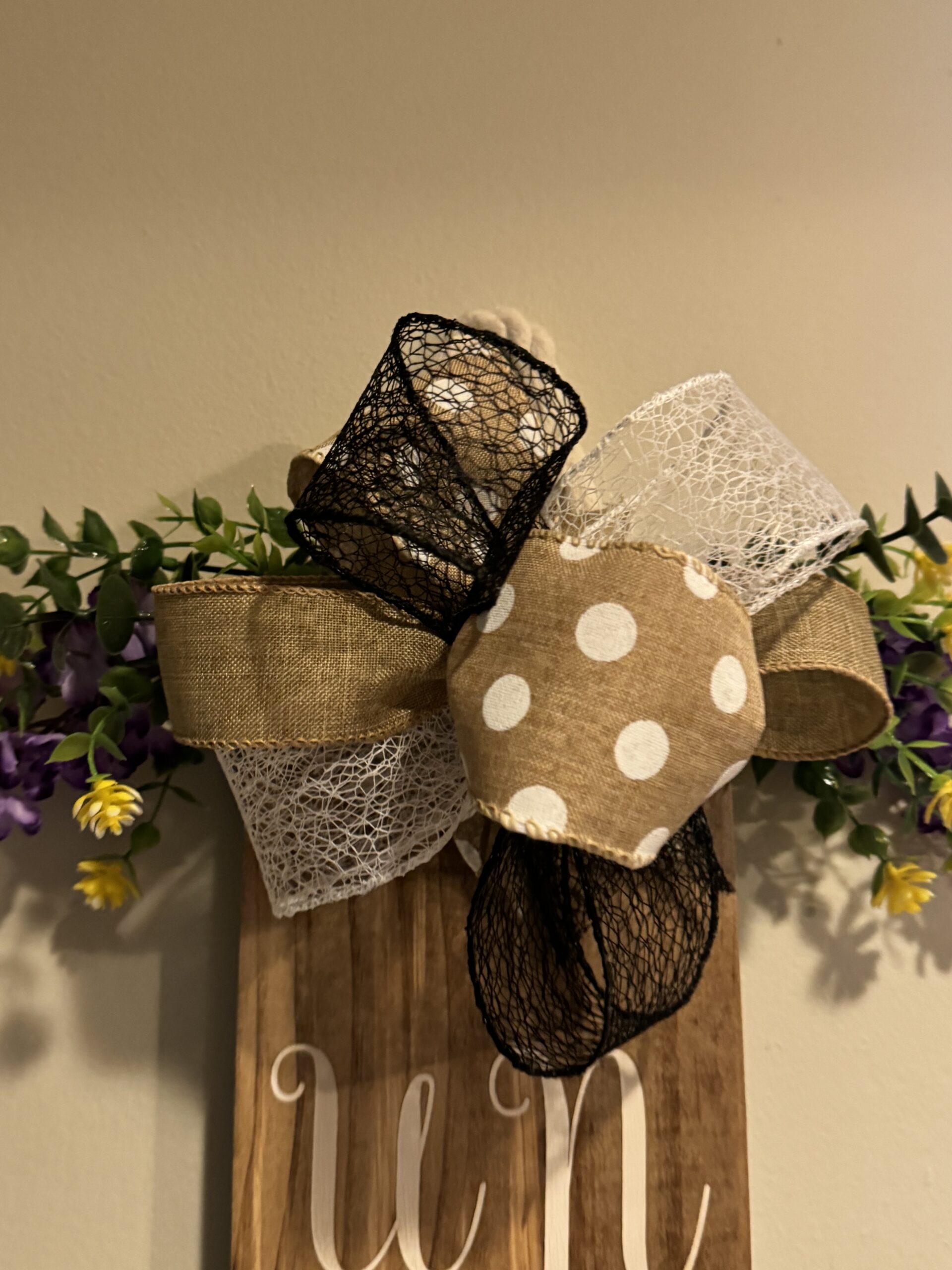 Un Welcome Porch Sign - Image 3