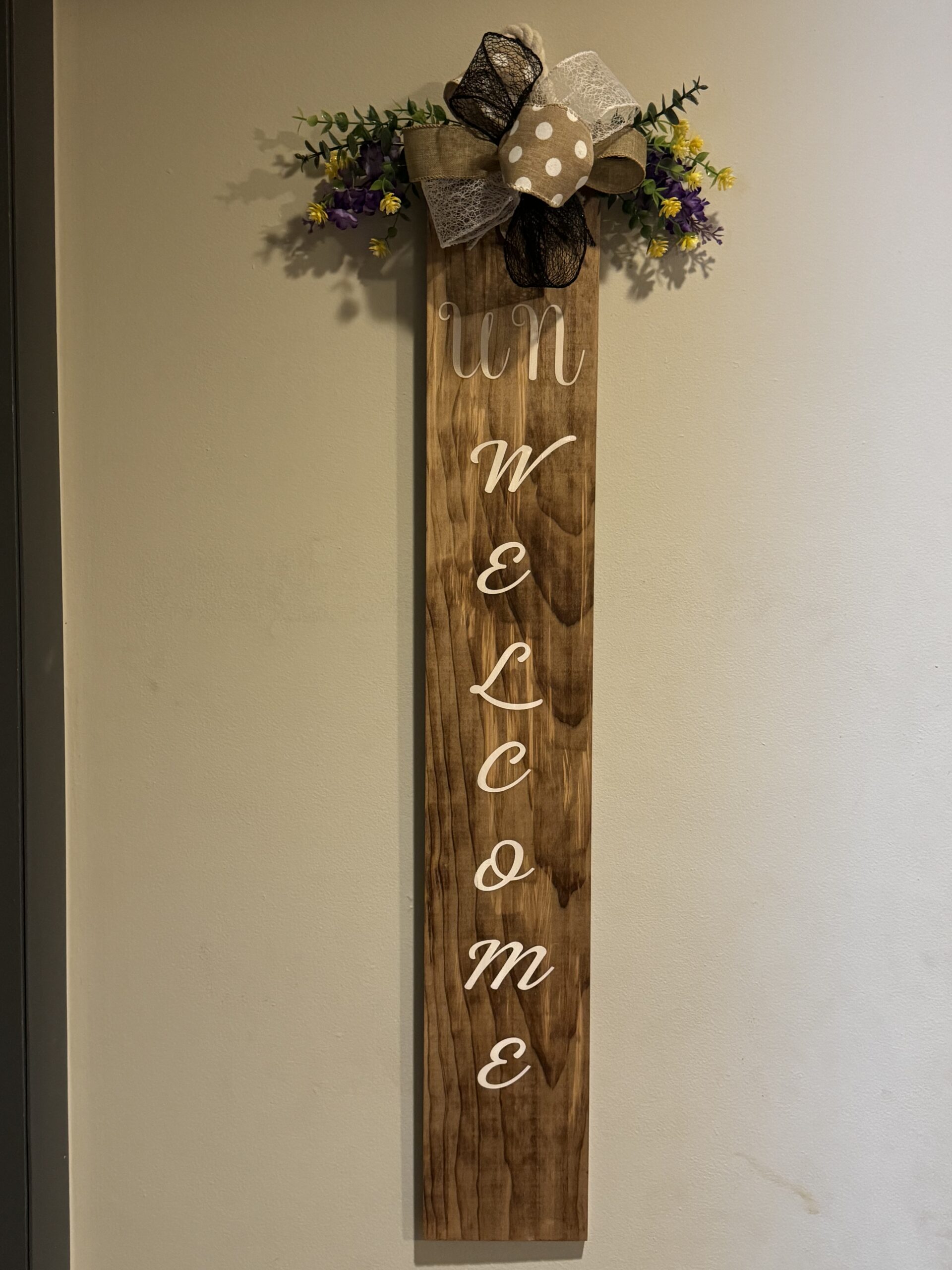 Un Welcome Porch Sign