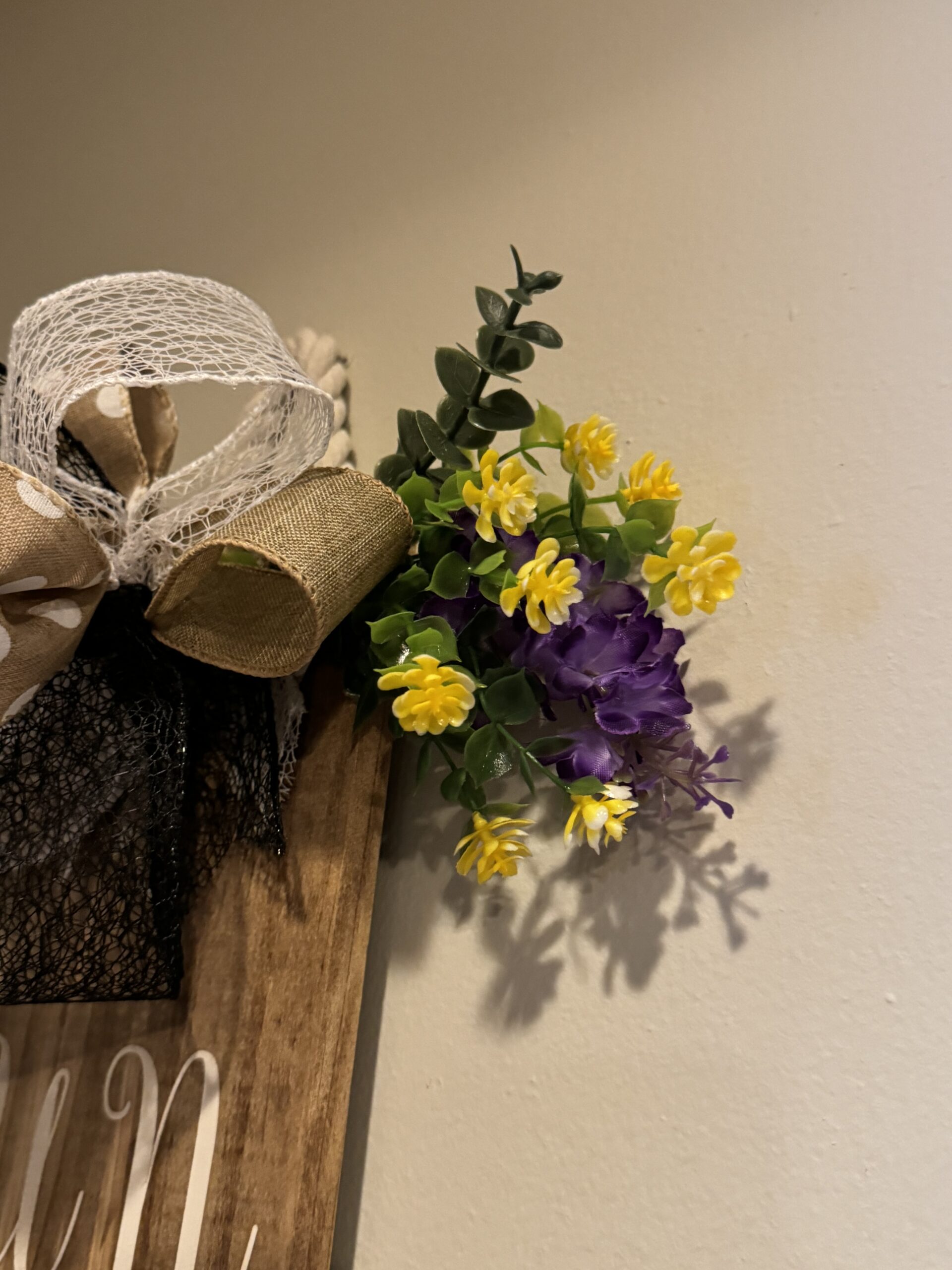 Un Welcome Porch Sign - Image 2