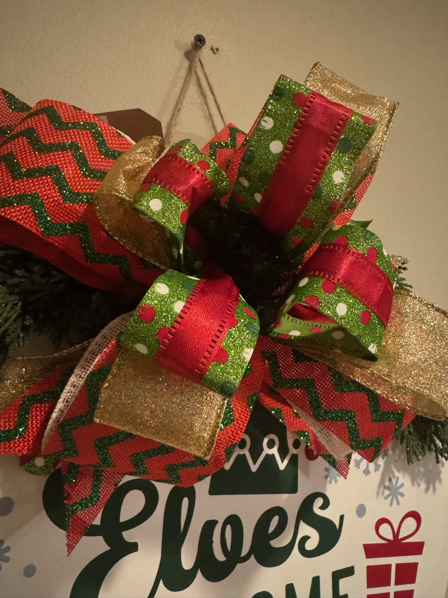 Elves Welcome Hanging Sign - Image 4